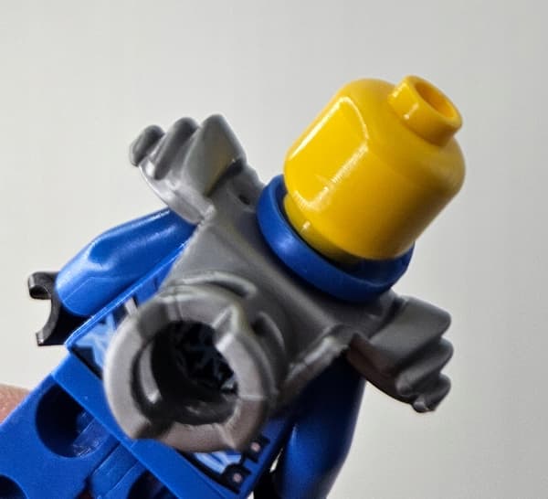 LEGO NINJAGO minifigure njo0103 njo103 Jay (Techno Robe) DEFECT /