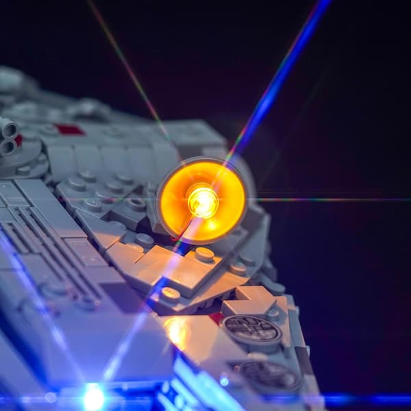 Millennium Falcon LED Lighting Set – a lighting accessory for building blocks