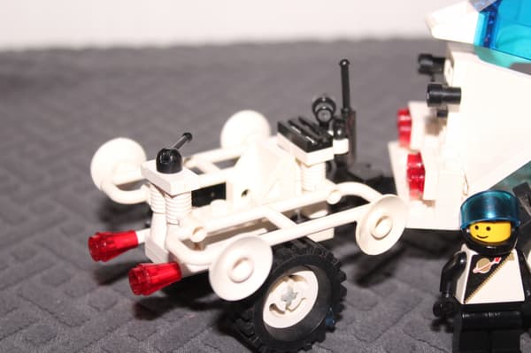 LEGO SPACE CLASSIC 6885 Saturn Base Main Team Set