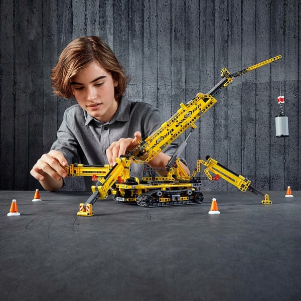 LEGO TECHNIC 42097 SPIDER CRANE