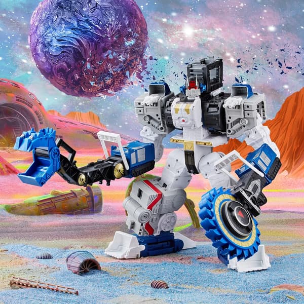 Transformers Generations Legacy Cybertron Universe Metroplex Titan Figure