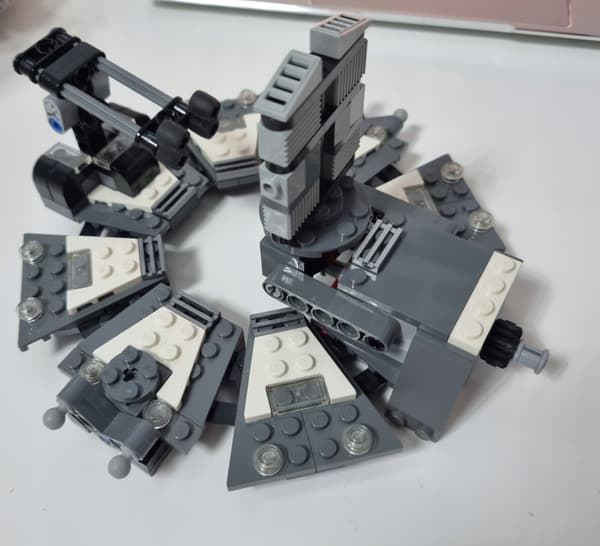 LEGO 75183 STAR WARS Darth Vader’s Transformation – 75,183-piece set