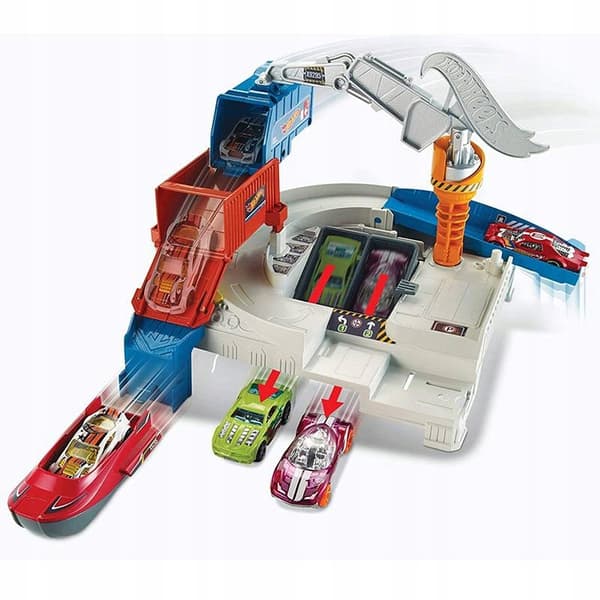 Mattel Hot Wheels ‘Escape from the Harbour’ Set GGF90