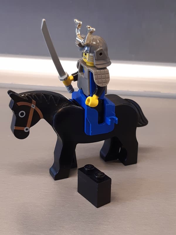 LEGO Castle 6013 Samurai Swordsman
