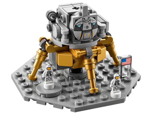 LEGO 92176 Ideas – NASA Apollo Saturn V Rocket