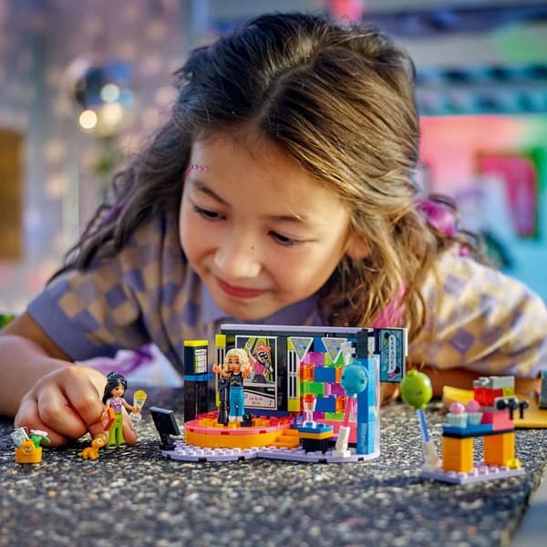 LEGO Friends 42610 Karaoke Party