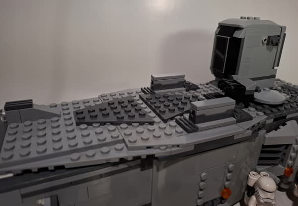 LEGO Star Wars: 75103 – First Order Transporter