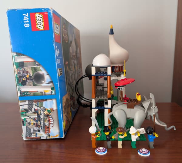 Lego 7418 Scorpion’s Palace with Box