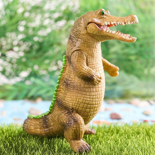 Crocodile Figure Simulation – Learning Aids – Educational Props – Standing Display Stand