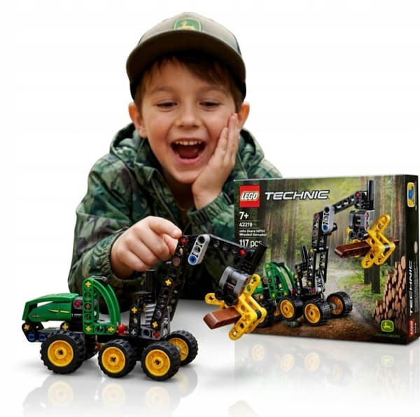 LEGO TECHNIC JOHN DEERE TRACTOR, EXCAVATOR AND LOADER SET – FAST DELIVERY WITHIN 24 HOURS