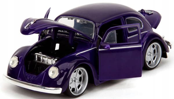 Jada Wednesday VW Beetle 1:24