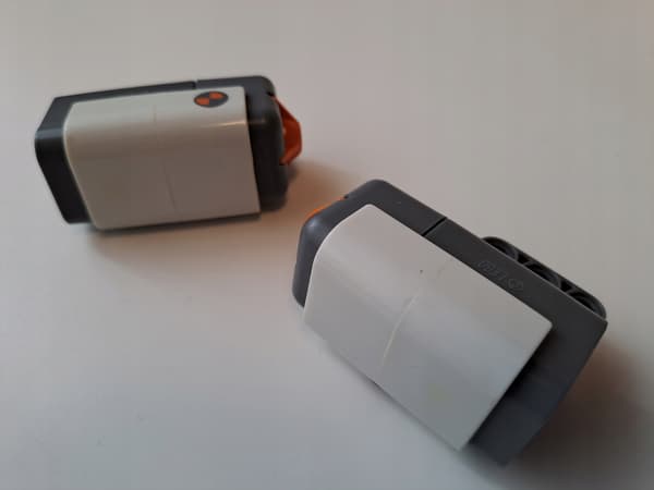2x Lego 9843 NXT Mindstorms touch sensor