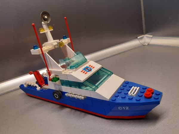 LEGO 6353 Coastal Cutter (No. 2)