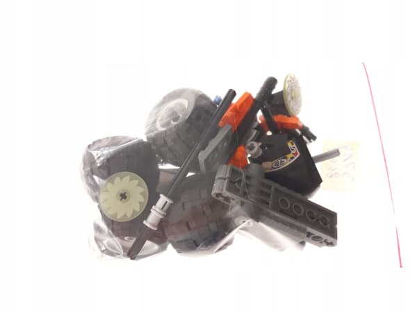 Lego Racers 8648 Buzz Saw