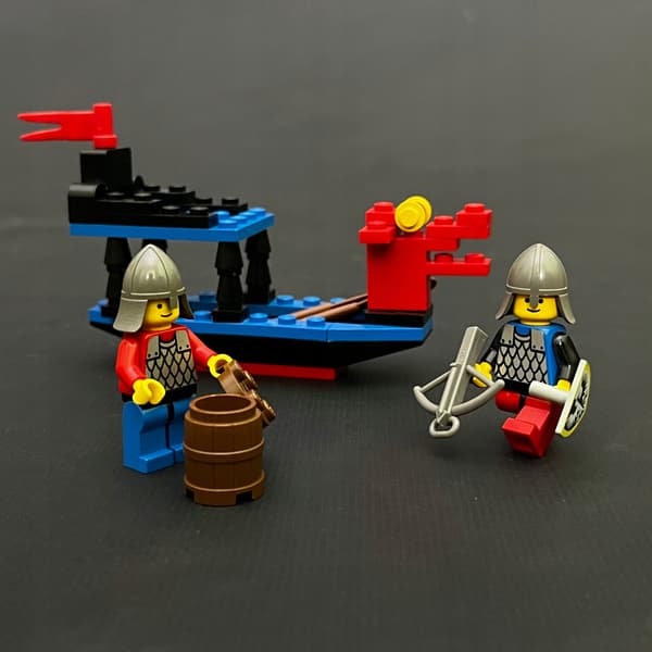 6018 LEGO The Black Knight's Ship