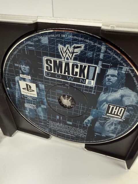 WWF SmackDown! PSX PlayStation PSX Boxed Edition MIRROR DISC + FREE BOX