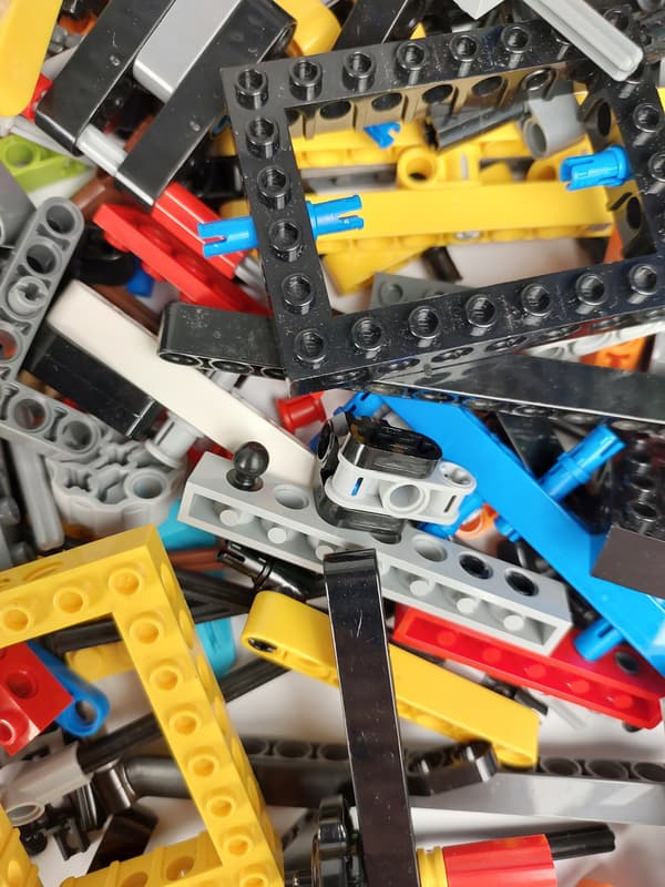 LEGO TECHNIC MIX BRICKS. A whole host of ideas! Sorted, Genuine, 0.5kg