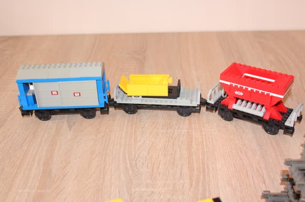 LEGO CITY TOWN TRAIN 4564-2 SET INSTRUCTIONS