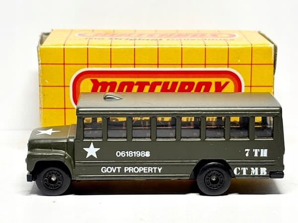 MATCHBOX – SCHOOL BUS (B6)