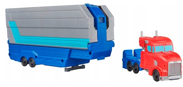 TRANSFORMERS PLAY SET: OPTIMUS PRIME COMBAT TRAILER TOY FIGURE