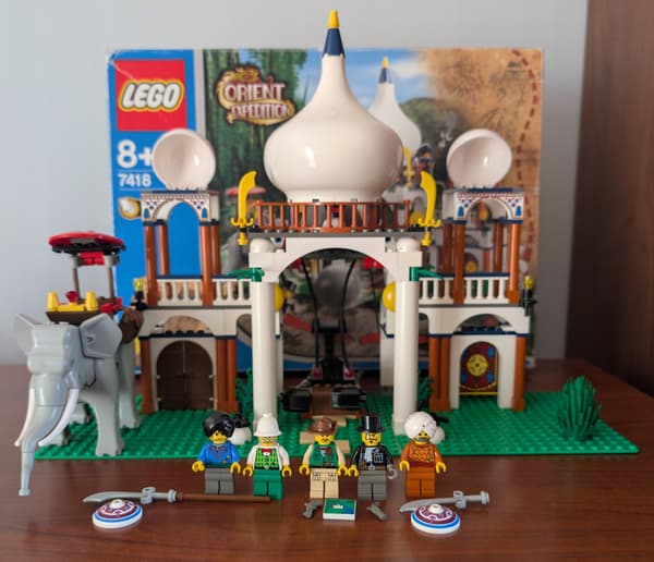 Lego 7418 Scorpion’s Palace with Box