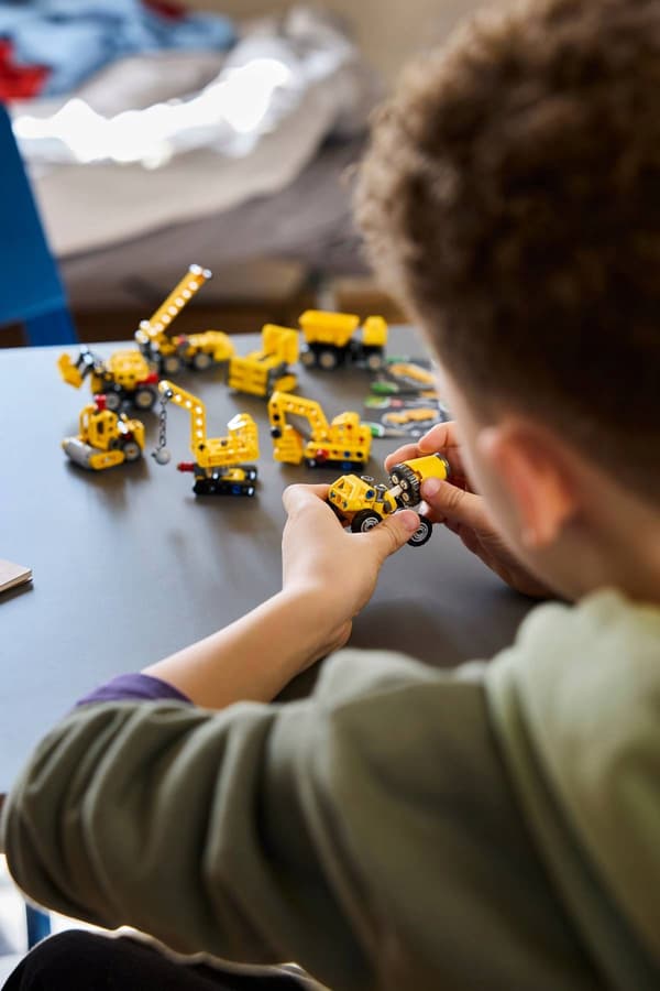 Lego Technics 42233 Mighty Machines | 3 pieces