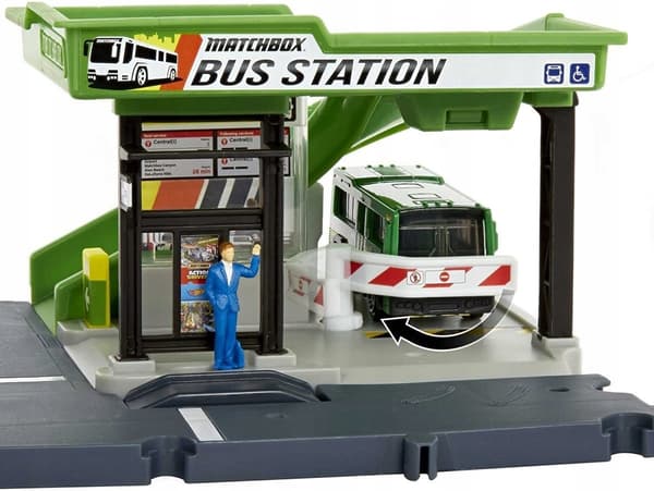 MATCHBOX REAL ADVENTURES BUS STATION SET + BUS TOY