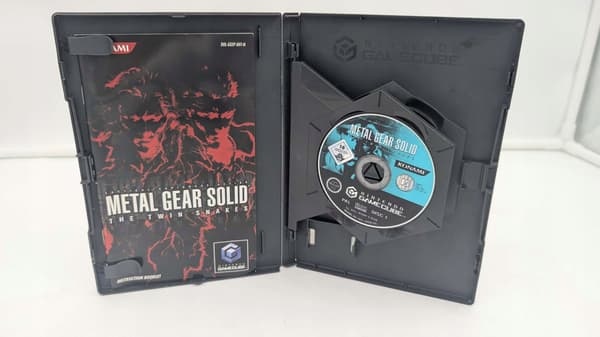 NINTENDO GAMECUBE METAL GEAR SOLID Nintendo GameCube