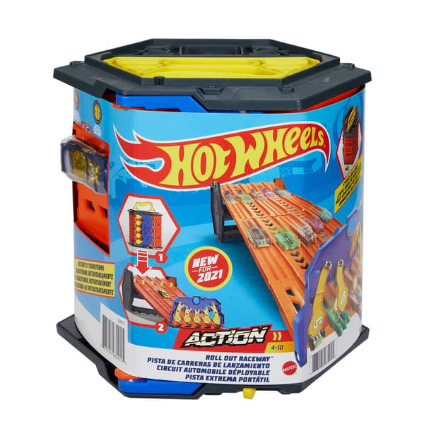 Hot Wheels 5-lane expandable racetrack set with garage