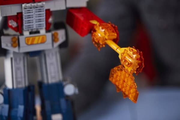 LEGO - ICONS - OPTIMUS PRIME - 10302