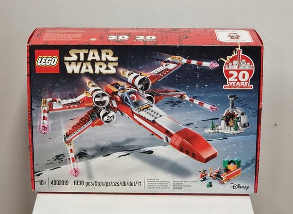 LEGO Star Wars 4002019 Christmas X-wing Building Set