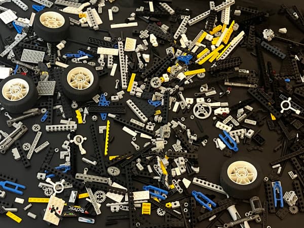 8880 LEGO Super Car