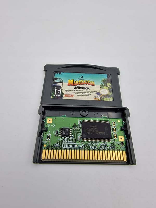 GAME BOY ADVANCE MADAGASCAR – ORIGINAL