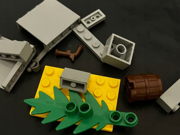 6232 LEGO Skeleton Cave