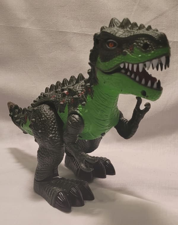 Realistic Dinosaur Figurine, Large Size, Physical and Virtual Play