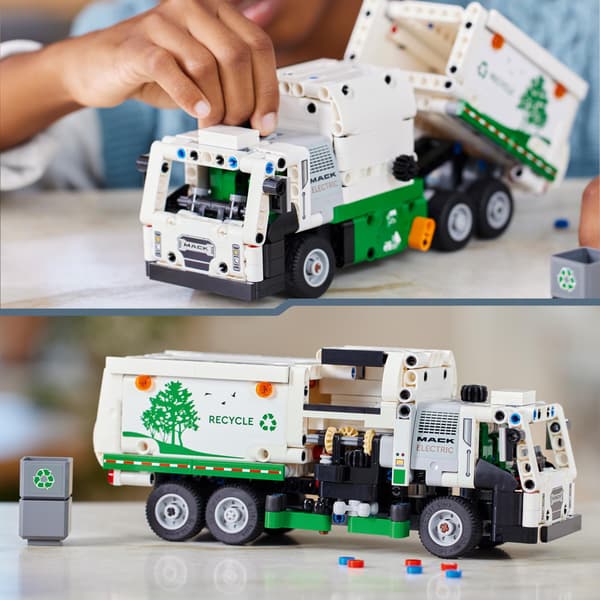 LEGO Technic 42167 Mack LR Electric Refuse Collection Lorry