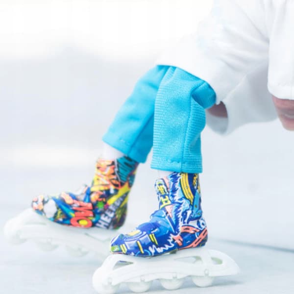 New: Finger Skates Learning Toys Finger Game Activities Fun Desktop Blue