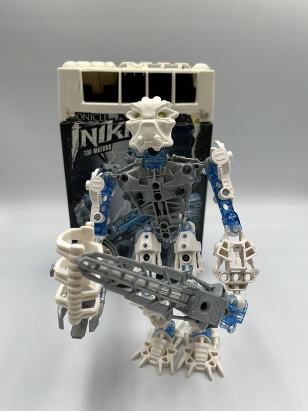 LEGO Bionicle 8732 Toa Inika Matoro