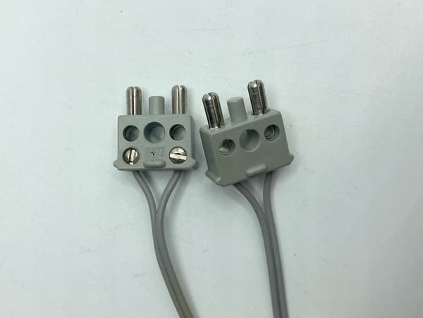 LEGO 766c96 12V / 4.5V B9 electrical cable