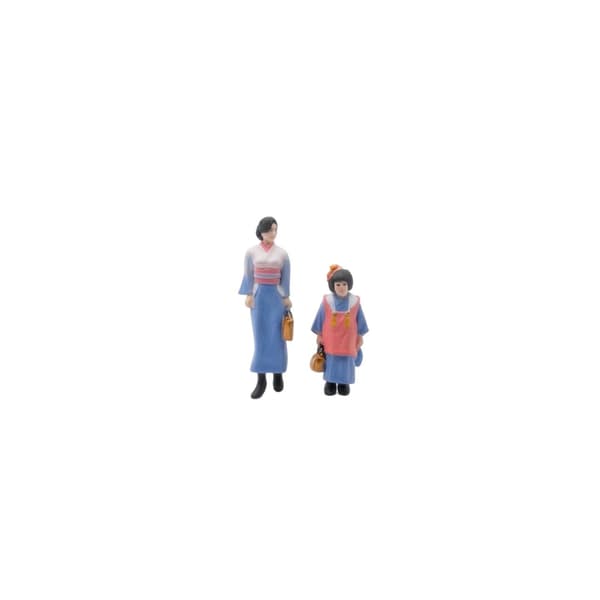 2 mother-and-daughter figurines. Based on a 1:64 scale model