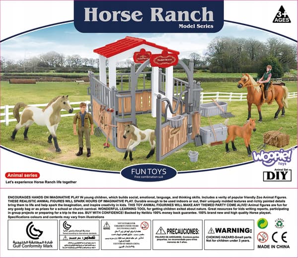 STABLE AND PADDOCK SET WITH HORSE FIGURINES
