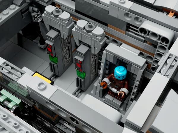 LEGO Star Wars 75331 RAZOR CREST Sawblade – NEW UCS
