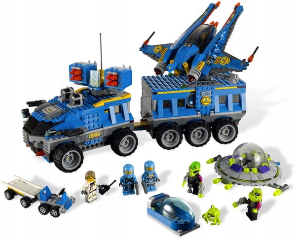 LEGO 7066 Alien Conquest: Earth Defence Command Centre