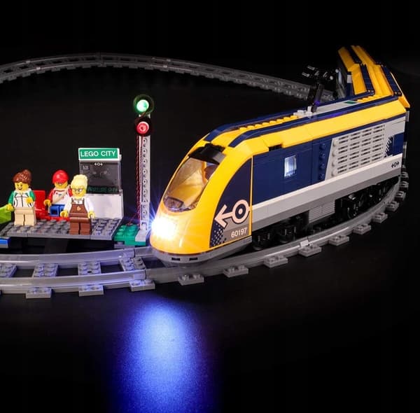 Light for Power Functions models: TECHNIC PF LED Light 61930c01
