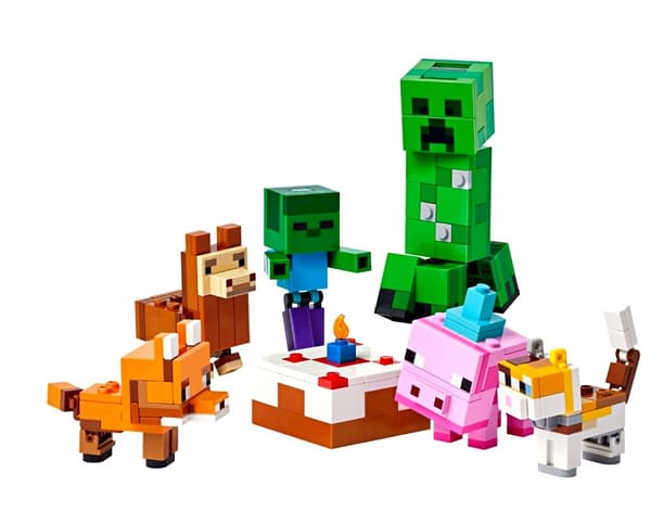 LEGO set 21281 Minecraft: Piglet’s Birthday 351