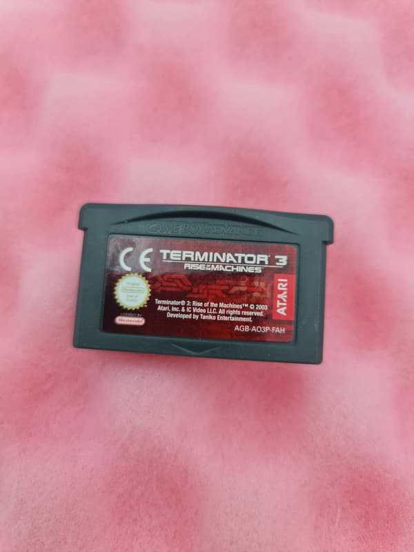GAME BOY ADVANCE TERMINATOR 3: RISE & MACHINESS