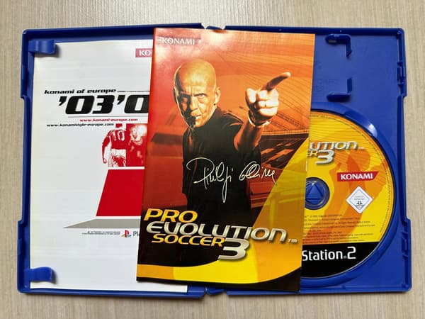 PRO EVOLUTION SOCCER 3 (PES III) – disc in excellent condition, PS2 manual