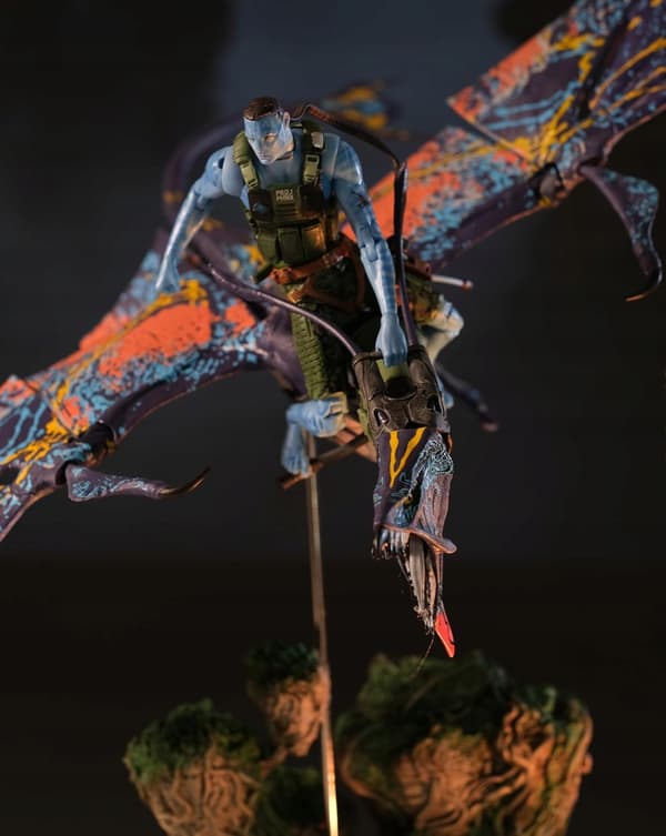 Quaritch Mega Banshee McFarlane SDCC Exclusive Gold Label