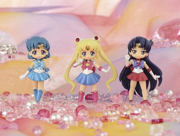 ANIME FIGURINES: Super Sailor Mars by Banpresto Rei