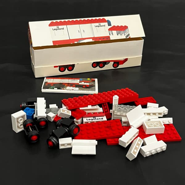 683 LEGO Lorry